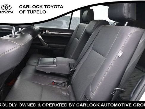 Used 2022 Lexus GX 460 Premium w/ Premium Plus Package AWD/4WD image 18