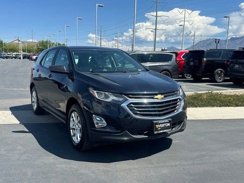 Certified 2020 Chevrolet Equinox LS AWD/4WD image 27