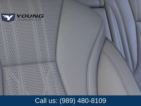 New 2026 Buick Envision Avenir image 21