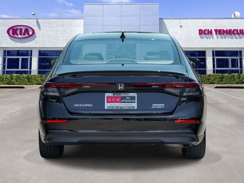 Used 2025 Honda Accord Sport image 5