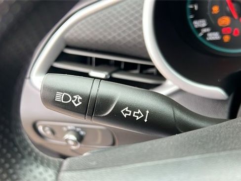 Used 2022 Chevrolet Malibu LT image 16