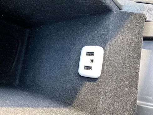 Used 2017 Cadillac XT5 Luxury w/ Driver Awareness Package image 19