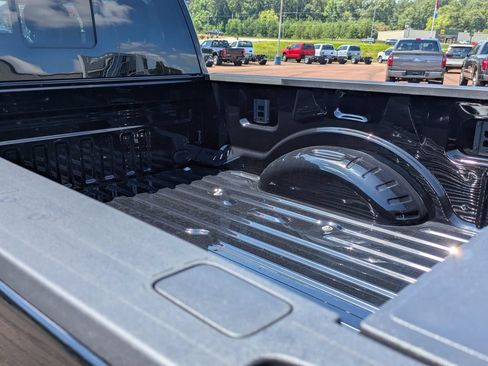 New 2026 Ford F250 Platinum AWD/4WD image 7