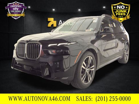 Used 2023 BMW X7 xDrive40i w/ M Sport Package image 1