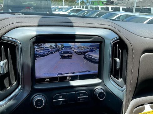 Used 2022 Chevrolet Silverado 1500 LT w/ Convenience Package II RWD image 26