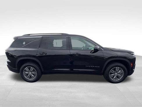Certified 2025 Chevrolet Traverse LT w/ Driver Confidence Package AWD/4WD image 7