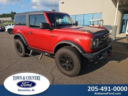Used 2022 Ford Bronco 2-Door AWD/4WD image 1