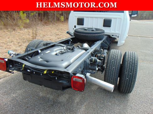 New 2026 RAM 3500 Tradesman AWD/4WD image 29