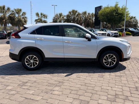 Used 2022 Mitsubishi Eclipse Cross ES AWD/4WD image 7