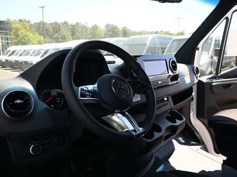 New 2026 Mercedes-Benz Sprinter 4500 image 5