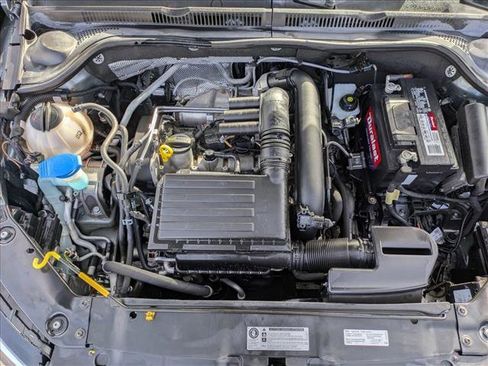 Used 2017 Volkswagen Jetta SE image 23