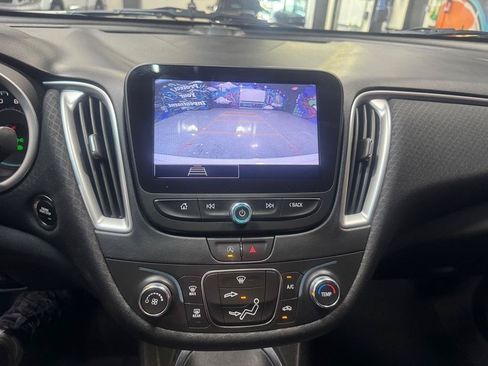Used 2022 Chevrolet Malibu LS w/ Driver Confidence Package II FWD image 20