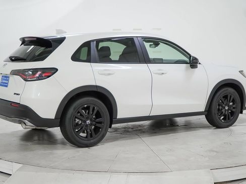 New 2026 Honda HR-V Sport image 9