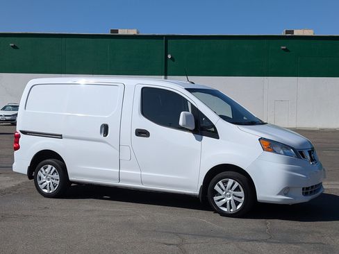 Used 2020 Nissan NV200 SV image 1