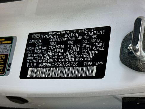Used 2025 Hyundai Kona SEL image 12