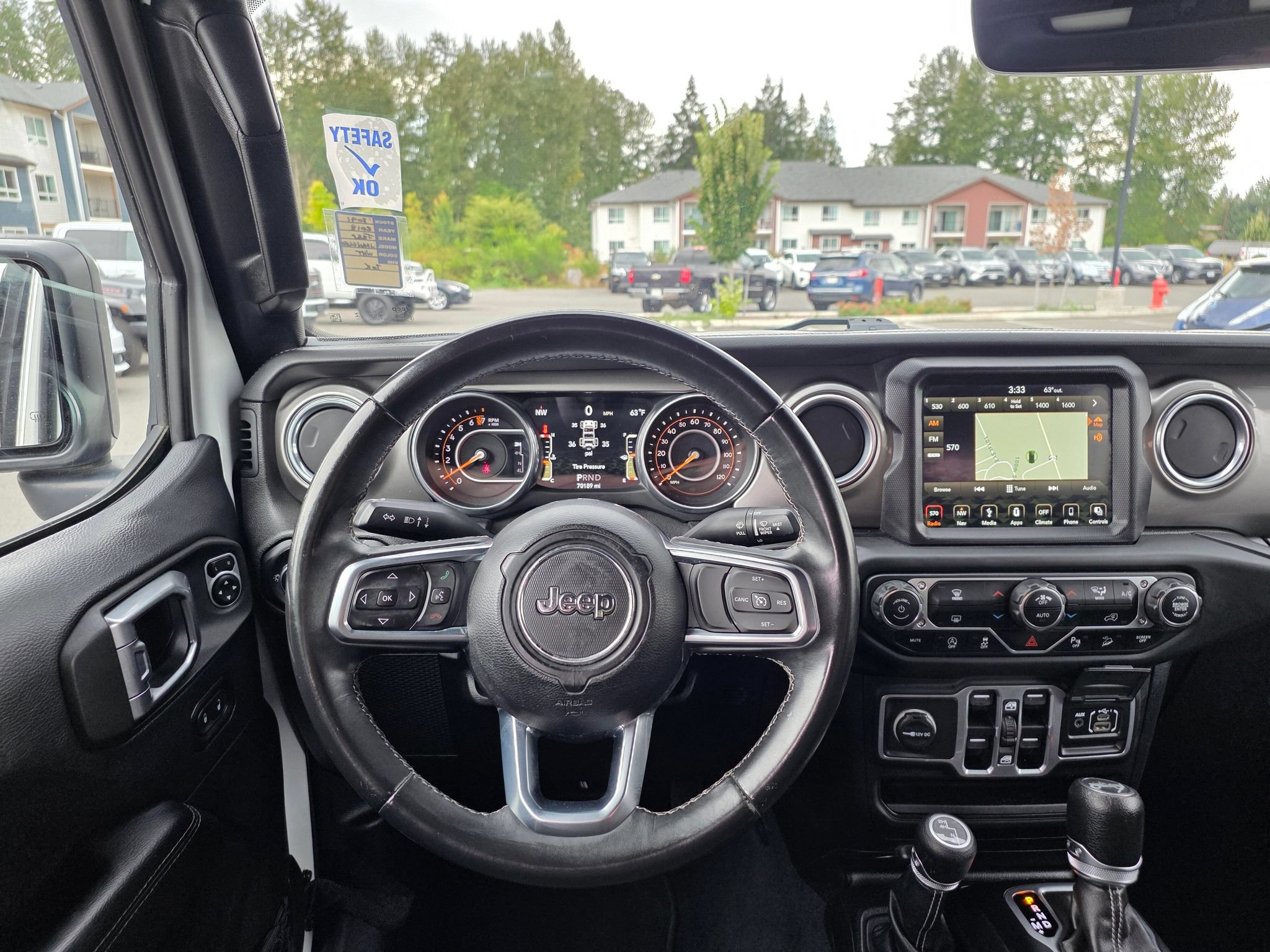 Used 2018 Jeep Wrangler Unlimited Sahara AWD/4WD image 12