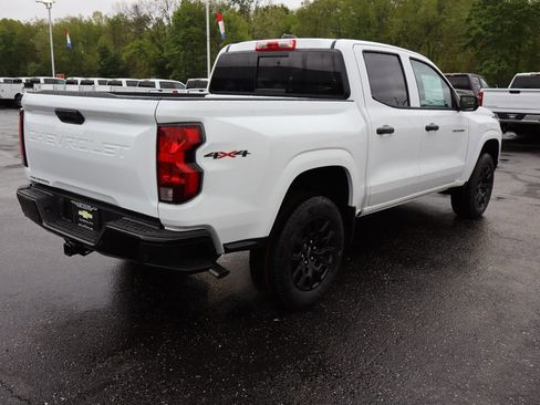 New 2026 Chevrolet Colorado W/T w/ WT Custom Package AWD/4WD image 24