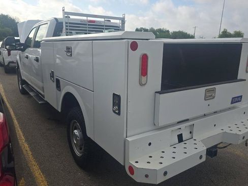 Used 2021 Ford F250 XL w/ Power Equipment Group AWD/4WD image 4