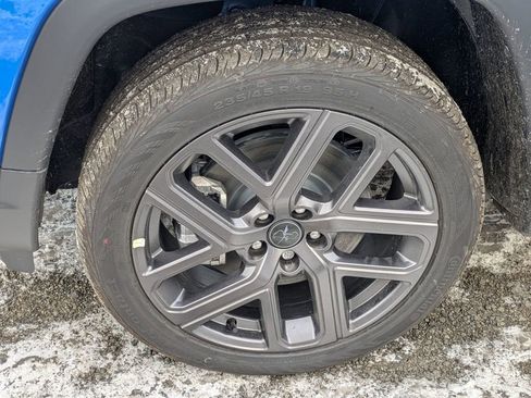 New 2026 Jeep Compass Limited image 9