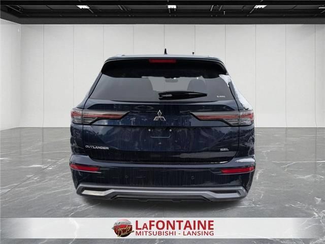 New 2026 Mitsubishi Outlander SEL AWD/4WD image 4