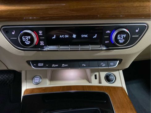 Used 2023 Audi Q5 2.0T Premium Plus image 19