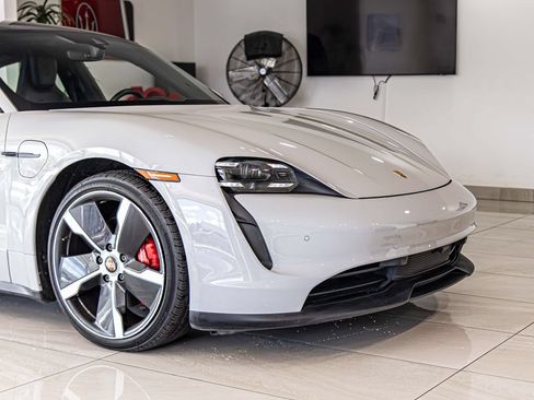 Used 2021 Porsche Taycan 4S w/ Premium Package AWD/4WD image 3