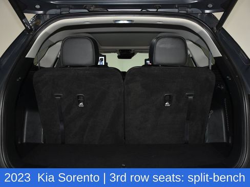 Used 2023 Kia Sorento SX AWD/4WD image 33