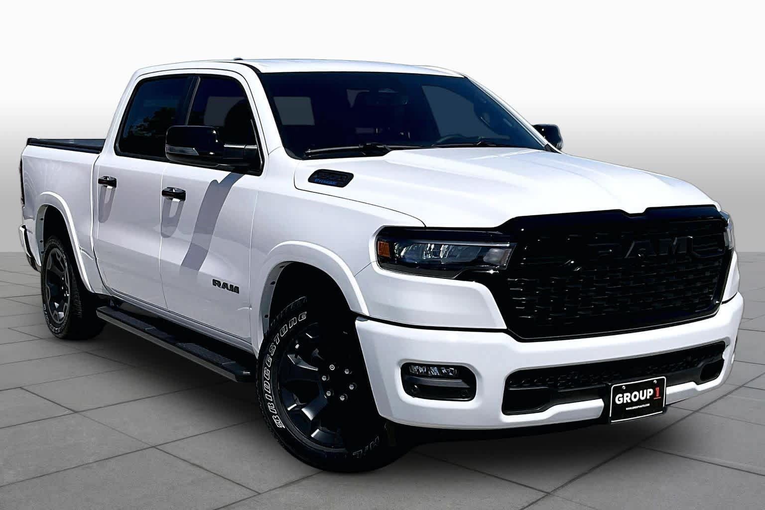 Used 2025 RAM 1500 Lone Star RWD image 3