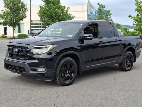 Certified 2024 Honda Ridgeline Black Edition image 6