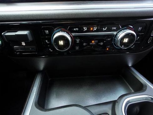 Used 2025 GMC Sierra 1500 SLT w/ SLT Premium Plus Package image 25