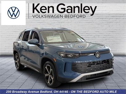 New 2025 Volkswagen Tiguan SE