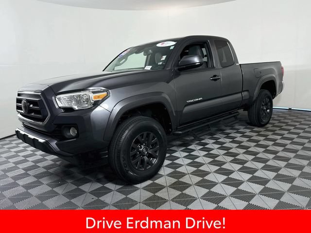 Certified 2021 Toyota Tacoma SR5 RWD image 3