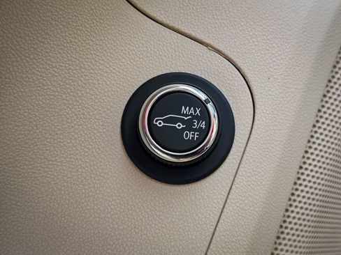 Certified 2023 GMC Acadia Denali w/ Denali Ultimate Package image 12