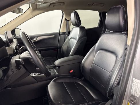 Used 2020 Ford Escape SEL image 15