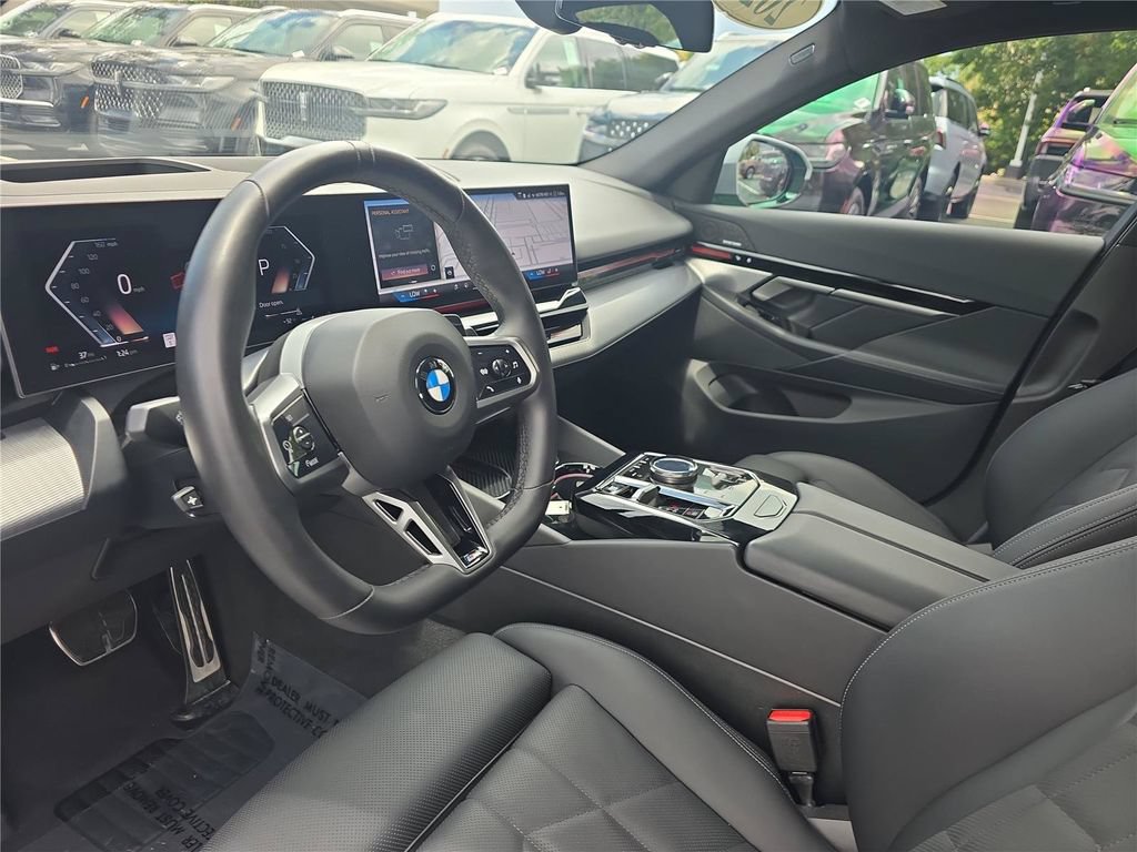 Used 2026 BMW 530i xDrive AWD/4WD image 19