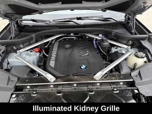 Used 2025 BMW X5 xDrive40i w/ Executive Package image 31