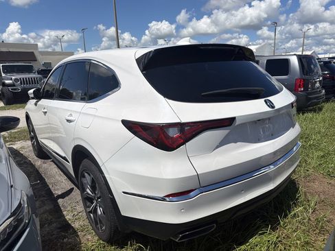 Used 2024 Acura MDX w/ Technology Package FWD image 7