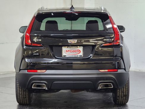 Used 2023 Cadillac XT4 Luxury w/ Cold Weather Package image 6