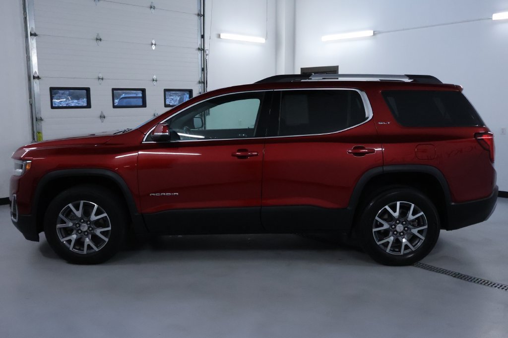 Used 2023 GMC Acadia SLT AWD/4WD image 4