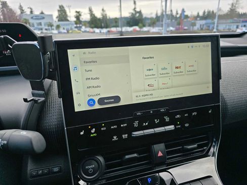 Used 2024 Toyota bZ4X XLE w/ Weather Package image 26