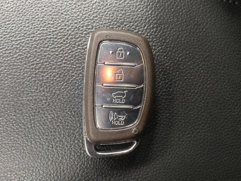 Used 2016 Hyundai Tucson Limited image 32