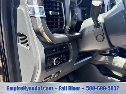 Used 2024 Ford F250 Lariat w/ Lariat Ultimate Package AWD/4WD image 21