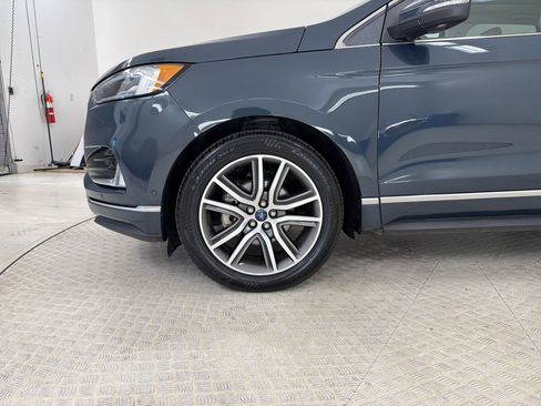Certified 2019 Ford Edge Titanium w/ Equipment Group 301A FWD image 21