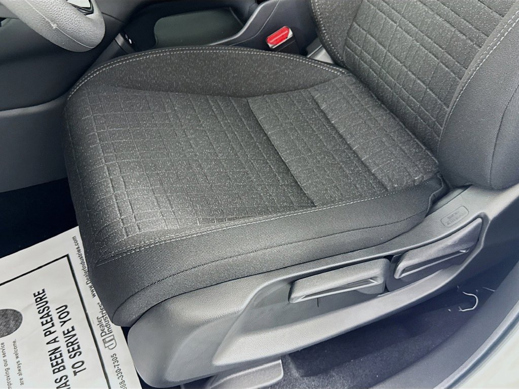 Certified 2026 Honda HR-V LX image 29
