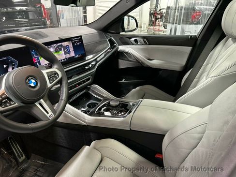 Used 2026 BMW X6 M60i image 15