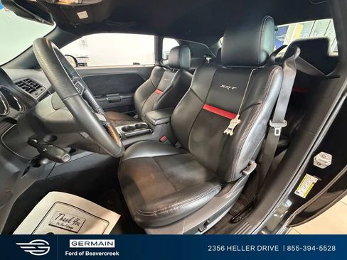 Used 2009 Dodge Challenger SRT8 RWD image 13