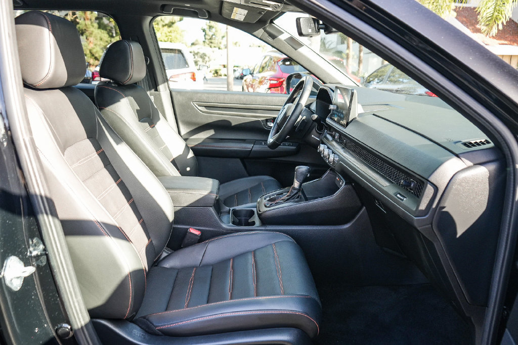Used 2025 Honda CR-V Sport-L image 14