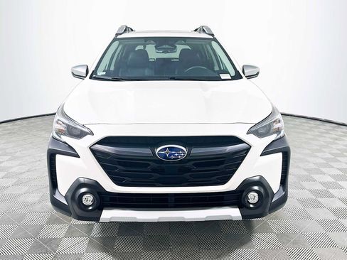 Used 2023 Subaru Outback Touring image 2