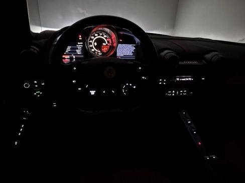 Used 2020 Ferrari 812 Superfast image 39
