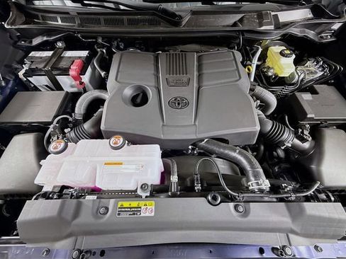 New 2026 Toyota Tundra Limited AWD/4WD image 29